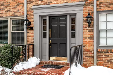 3811 Washington Sq #1G, Louisville, KY 40207