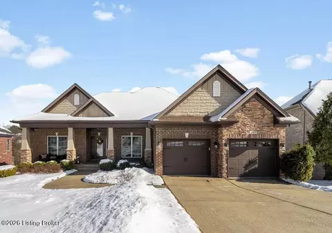7111 Creekton Dr, Louisville, KY 40241