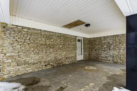 Exterior - 205 Liddell St, Perryville, KY 40468 photo 4 of 6