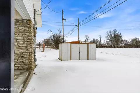 Exterior - 205 Liddell St, Perryville, KY 40468 photo 5 of 6