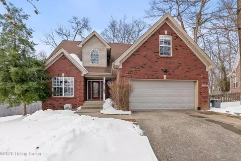 7103 Welchire Falls Dr, Louisville, KY 40228