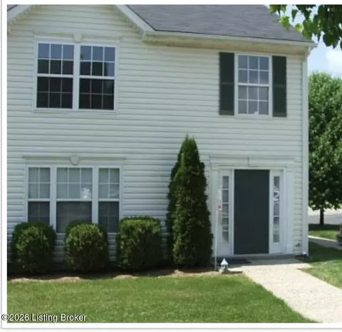 8001 Aspen Green Ln, Louisville, KY 40291