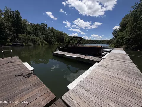 253 Moutardier Bay Dr, Leitchfield, KY 42754