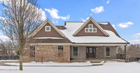 4604 Clarkhurst Cir, Smithfield, KY 40068
