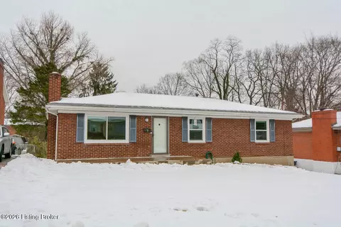 3305 Startan Ct, Louisville, KY 40220