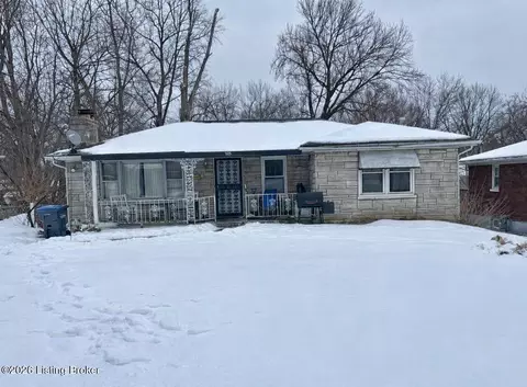 7905 Bluebonnet Rd, Louisville, KY 40258
