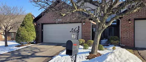 4123 Hartwick Village Pl, Louisville, KY 40241