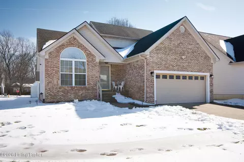 6401 Labor Ln, Louisville, KY 40291
