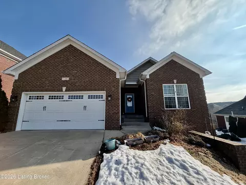120 Lillian Ct, Shepherdsville, KY 40165