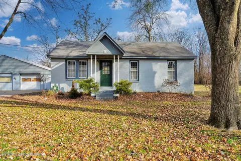 351 Plaza Ave, Louisville, KY 40218
