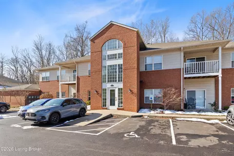 9106 Hawthorne Pointe Dr UNIT 102, Louisville, KY 40272