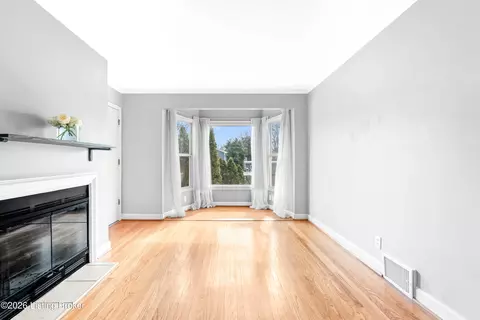 420 Sprite Rd #4, Louisville, KY 40207