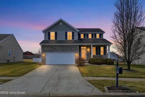 12004 Longview Farm Dr, Louisville, KY 40299