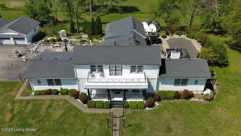 2851 S Wilson Rd, Radcliff, KY 40160