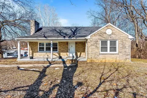 610 W Jefferson St, La Grange, KY 40031