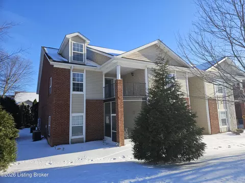10200 Deer Vista Dr #202, Louisville, KY 40291