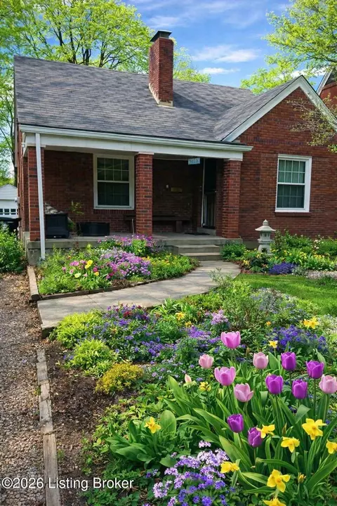 4618 Bellevue Ave, Louisville, KY 40215