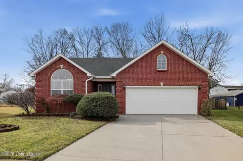 195 Bentwood Dr, Shepherdsville, KY 40165