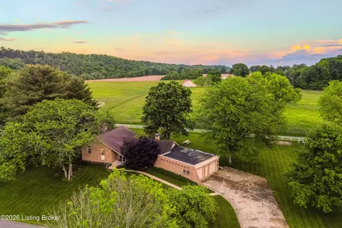 6 Justice Ln, Frankfort, KY 40601