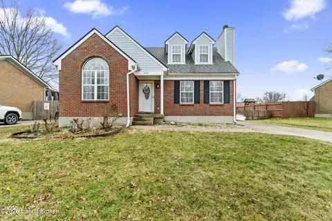 4530 Greymont Dr, Louisville, KY 40229