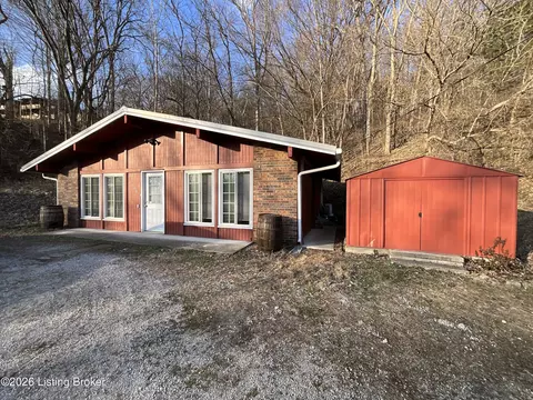 740 Michigan Rd, Madison, IN 47250