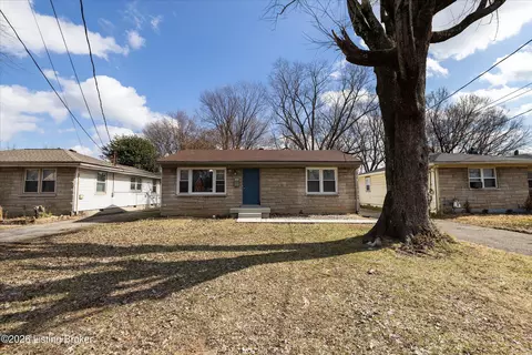 1122 Loretta St, Louisville, KY 40213