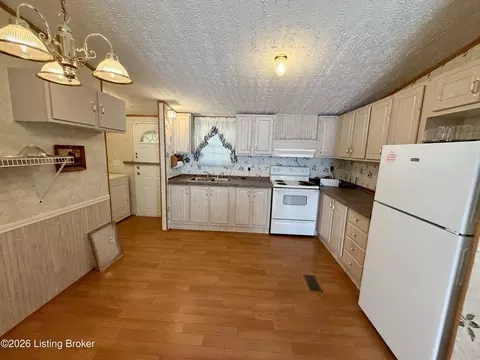 1610 Stringtown Rd, Loretto, KY 40037 photo 6