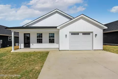195 Charles Carr Dr, Harrodsburg, KY 40330