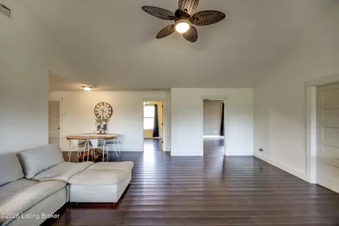 Living - 918 Oklahoma Rd, Bee Spring, KY 42207 photo 1 of 1