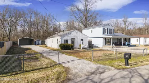 1305 Bridget Dr, Louisville, KY 40118