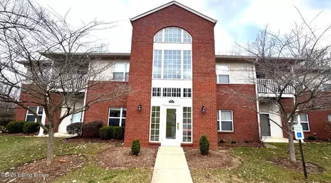 9210 Hawthorne Pointe Dr #101, Louisville, KY 40272