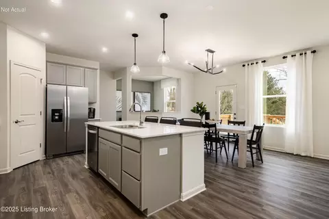 Kitchen - 4108 Bent Creek Dr, La Grange, KY 40031 photo 3 of 3