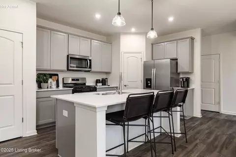 Kitchen - 4108 Bent Creek Dr, La Grange, KY 40031 photo 1 of 3
