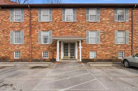 737 N Hite Ave #3, Louisville, KY 40206