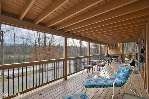 Exterior - 775 Penn Run Rd, Bee Spring, KY 42207 photo 12 of 15