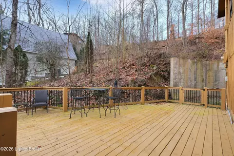 Exterior - 775 Penn Run Rd, Bee Spring, KY 42207 photo 5 of 15