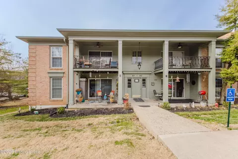 802 Highwood Dr, Louisville, KY 40206