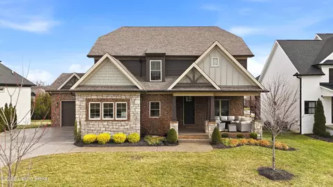 3313 Meadow Bluff Way, Louisville, KY 40245