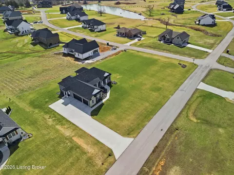 View/Area - 413 Brennan Ct, Shepherdsville, KY 40165 photo 1 of 2