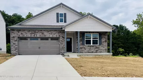 8106 Cedar Meadows Ln, Louisville, KY 40229