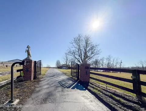 700 Cedarmore Rd, Bagdad, KY 40003