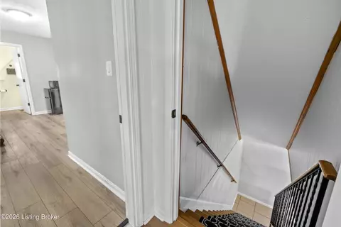 Entry Way - 2421 Pendleton Rd, Pendleton, KY 40055 photo 8 of 9