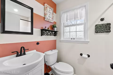 Bath - 2421 Pendleton Rd, Pendleton, KY 40055 photo 1 of 8