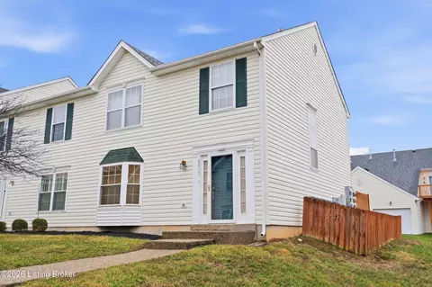 8010 Emerald Green Way, Louisville, KY 40291