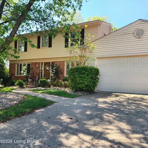 10204 Hearthstone Ct, Louisville, KY 40272