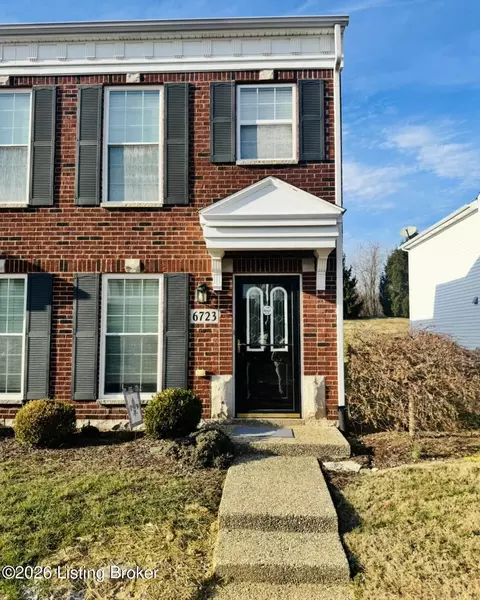 6723 Arbor Creek Dr, Louisville, KY 40228