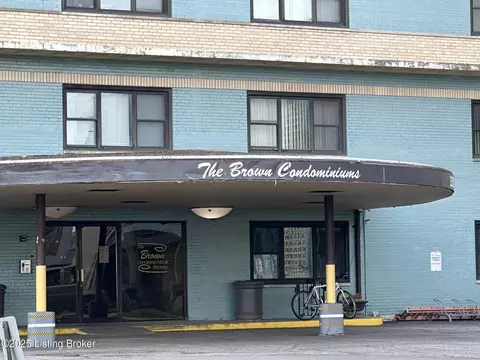 3320 Bardstown Rd #V4, Louisville, KY 40218