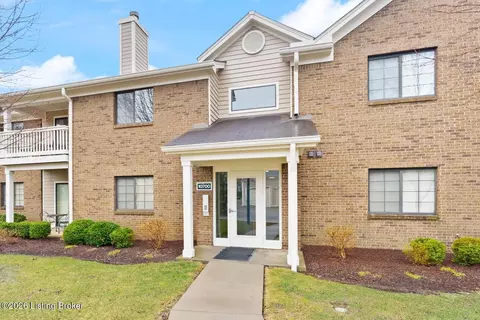 10700 Mcmeekin Ln #205, Louisville, KY 40223
