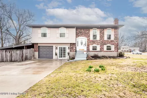 9208 Foxtail Ct, Crestwood, KY 40014