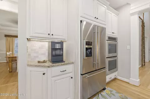 Kitchen - 7307 Edgemore Pl, Prospect, KY 40059 photo 5 of 5